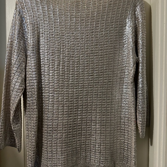 CHICOS Silver Sweater Size 1, 8/10 - Picture 5 of 6